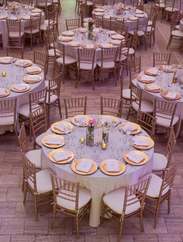 Crockery & Tableware